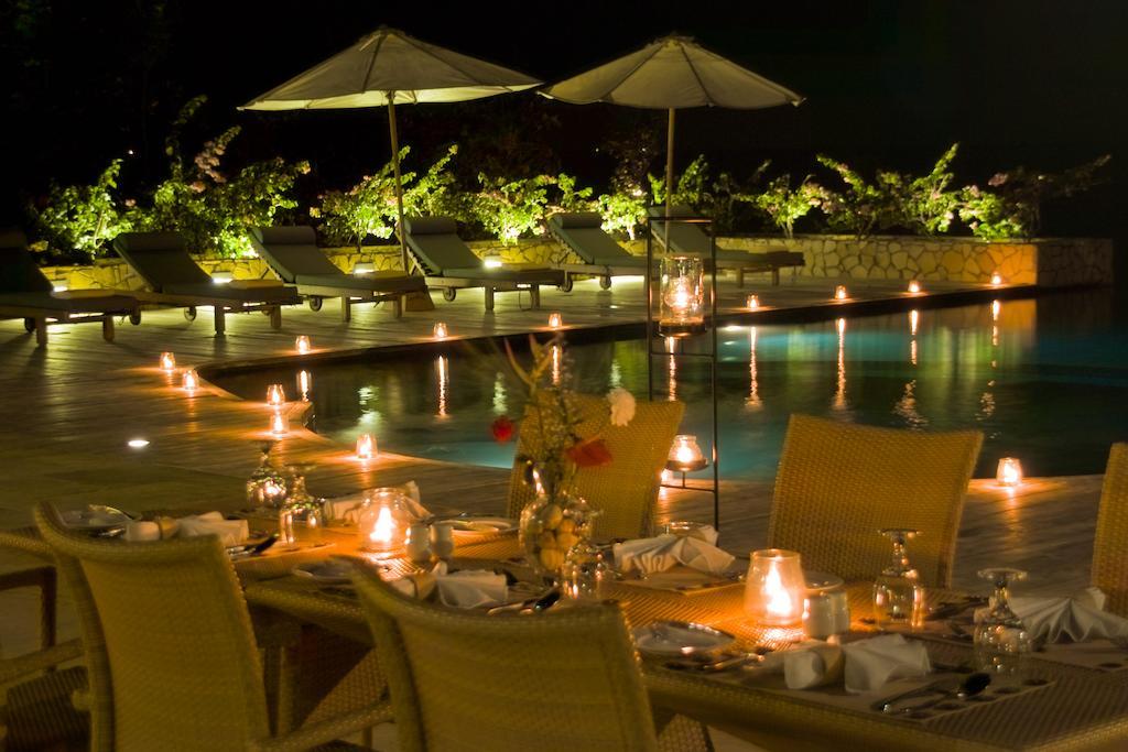 Eskaya Beach Resort And Spa Panglao Restaurant photo